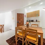 Guestready - Views & Comfort