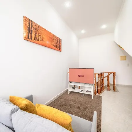 Guestready - Views & Comfort Апартаменты Алкошети