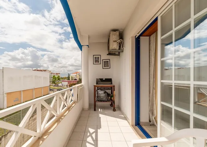 Guestready - Views & Comfort