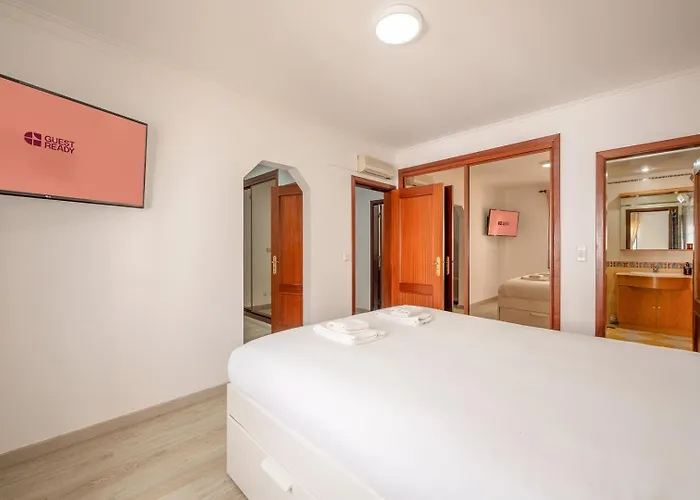 Guestready - Views & Comfort Апартаменты