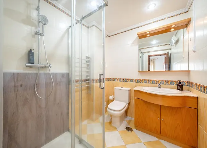 Guestready - Views & Comfort Алкошети