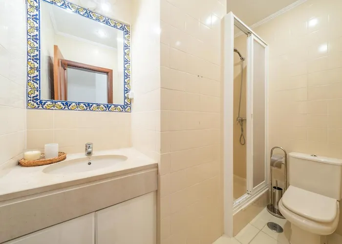 Guestready - Views & Comfort Апартаменты *