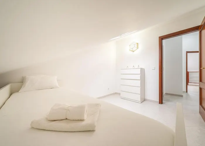 Апартаменты Guestready - Views & Comfort